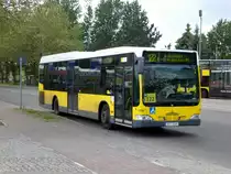 Mercedes-Benz O 530 LE � (Citaro) auf der Linie 122 nach U-Bahnhof Kurt-Schumacher-Platz an der Haltestelle M�rkisches Viertel Wilhemsruher Damm.
