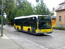 Mercedes-Benz O 530 LE � (Citaro) auf der Linie 122 nach Waidmannslust Titiseestra�e an der Haltestelle Rosental Hauptstra�e/Friedrich-Engels-Stra�e.