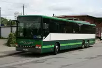 Ein Setra S319UL von Autokraft mit der Nummer 377 am 26.Mai 2010 auf der Linie 8810 in Schwarzenbek Bahnhof