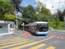 vbl Nr. 226 (Hess Swisstrolley 3 BGT-N2C) am 22.5.2010 bei der Wartegg. Dieser Wagen war urspr�nglich f�r eine Vollwerbung gedacht gewesen. Aus dem wurde nichts, und der Wagen f�hrt in den vbl-Hausfarben.