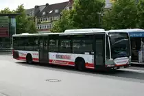 Der HHA Schnellbus 6420 `vom Typ Citaro M� am 26.Mai 2010 auf der Linie 39 in Wandsbek Markt