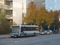 Herbst 2009: Die Ost-49xx sind noch im Einsatz, die welt noch teilweise in Ordnung.Hier einer auf der Linie 188 an der Richard-Strauss-Str.