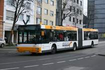 MVG 691 (MZ SW 691) macht Werbung fr Listmann.
aufgenommen am HBF Mainz.
10.4.2010

