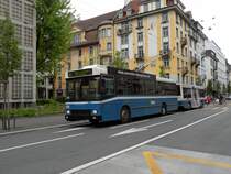Hess Trolleybus mit der Betriebsnummer 278 mit Anhnger auf der Linie 8 in der Pilatusstrasse. Die Aufnahme stammt vom 04.05.2010.