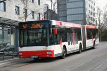 MVG 714 (MZ SW 714) macht Werbung fr BKM.
Aufgenommen am HBF Mainz.
10.4.2010