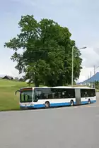 Der Mercedes-Benz O 530 G Nr. 161 am 1. Juni 2010 auf der Fahrt von Meggen nach Luzern. 