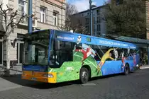 MVG 816 (MZ SW 816) macht Werbung f�r die Coface Arena.
Aufgenommen am HBF Mainz.
10.4.2010