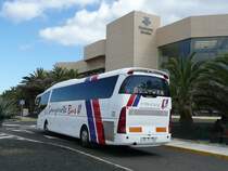27.05.10,SCANIA Irizar an der Costa Teguise auf Lanzarote.