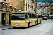 Aus dem Archiv: TN Neuch�tel Nr. 155 FBW/Hess Gelenktrolleybus am 10. Juli 1999 Neuch�tel, Place Pury