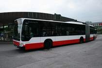 Hochbahn Schlenki 7912 am 9.Juni 2010 am Bf.Harburg