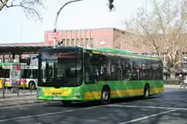STO 663 (OB ST 9663) am HBF Oberhausen mit der Linie 143.
24.4.2010