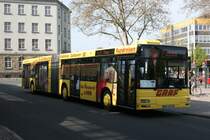 Am Wochenende des 24.4.2010 wurde SEV zwischen Oberhausen und Wesel gefahren.
Hier steht Graf Reisen 425 (HER AG 165) am HBF Oberhausen.
 