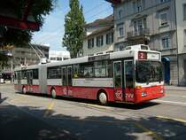 Mercedes-Benz Nr. 152 am 6.6.2010 ebenfalls in der Technikumstrasse. Dieses Fahrzeug ist noch im Ablieferungsfarbkleid von 1988.