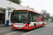 Urban Reisen (BOT L 4714) macht Werbung f�r die WAZ.
Hier steht der Bus an der Boyerstr. mit der Linie 263.
26.4.2010