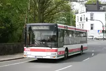 RVN 2153 (WES RV 377) am Stadtwaldplatz mit der Linie SB19 nach Velbert.
27.4.2010