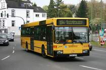 EVAG 3270 (E VG 3270) mit der Linie 194 am Stadtwaldplatz.
27.4.2010