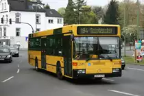 EVAG 3270 (E VG 3270) mit der Linie 194 am Stadtwaldplatz.
27.4.2010