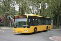 EVAG 3415 (E VG 3415) am 2.5.2010 mit der Linie 185 am HBF Oberhausen.