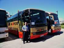 DB O404 + Neoplan N316 /3 SHD L ( Wagen 73 + 75 ) von Jasper in Lbeck.