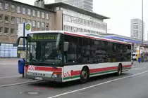 RVN (WES RN 415) steht hier am HBF Essen mit der Linie SB16.
6.5.2010