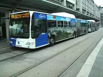 Die Aufnahme des Fotos war am 21.06.2010 am Hauptbahnhof in Saarbr�cken. Das Geb�ude das auf dem Foto zu sehen ist wird die neue Europa Gallerie (vorher Saar Gallerie). Im Herbst 2010 soll gro�e Er�ffnung sein.