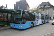 WSW 0963 (W SW 2963) macht Werbung fr die Bergische Krankenkasse.
Aufgenommen am Bahnhof Velbert Neviges.
8.5.2010