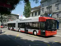 Nun noch ein Bild des Neuen von der  T�rseite . Hess-Fahrzeug Nr. 101 in der Technikumstrasse am 27. Juni 2010.
