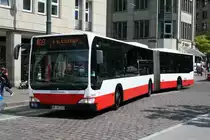 Hochbahn 7858 am 21.Juni 2010 am Rathausmarkt