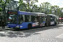 Hochbahn 7222 am 21.Juni 2010 am Rathausmarkt