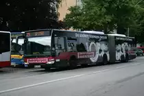 Hochbahn 7830 am 21.Juni 2010 an der Haltestlle U Kellinghusenstr.