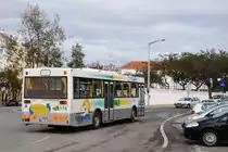 TAVIRA (Distrito de Faro), 17.02.2010, ein Bus der regionalen Busgesellschaft EVA hat soeben die Haltestelle am Bahnhof verlassen