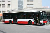 Hochbahn 2917 am 29.Juni 2010 auf der Busanlage Poppenbttel