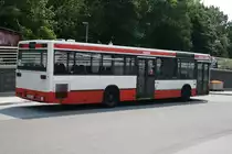 Hochbahn 1732 am 29.Juni 2010 auf der Busanlage Poppenb�ttel