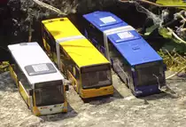 Rietze Busmodelle, links ist ein Mercedes Citaro der ORN-RTV. In der Mitte ein MAN Lions City der MVG Mainz und rechts ein Mercedes Citaro der VZO Grüningen    