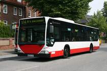 Hochbahn 2219 am 1.Juli 2010 am U Bf Fuhlsbttel

