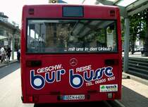 Mercedes Bus. Die Aufnahme des Foto war am 02.07.2010 in Saarbrcken am Hauptbahnhof.