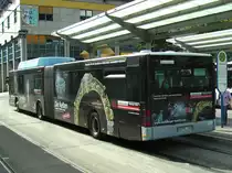 MAN Erdgas Gelenkbus. Die Werbung auf dem Bus weisst auf die Veranstaltung Die Kelten kommen hin. Die Ausstellung findet im Weltkultur Erbe V�lklinger H�tte statt. Das Foto habe ich am 06.07.2010 gemacht.