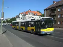 Solaris Urbino auf der Linie M11 nach U-Bahnhof Oskar-Helene-Heim am S-Bahnhof Lichterfelde Ost.