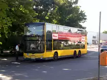 MAN Lion's City DD (Doppelstock) auf der Linie 172 nach S-Bahnhof Lichtenrade am U-Bahnhof Rudow.