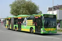 STOAG 588 (OB ST 9588) macht Werbung f�r das vorne Einsteigen in Bussen der STO.
aufgenommen am Bahnhof Oberhausen Sterkrade.
20.5.2010