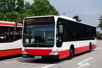 Hocbahn 2914 am 12.Juli 2010 (gleich) auf der Linie 178 am Glash�tter Markt 
