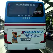 Setra Reisebus. Die Aufnahme des Foto war am 16.07.2010 in Saarbr�cken am Hauptbahnhof