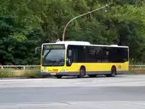 Mercedes-Benz O 530 II (Citaro Facelift) auf der Linie 294 nach Falkenberg an der Haltestelle Hohensch�nhausen Gehrenseestra�e.