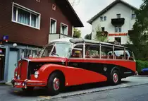 80 Jahre Postautostrecke auf die Griesalp: Gafner, Gwatt BE 26'724 Saurer/R&J (ex ASKA Aeschi Nr. 9) am 29. Mai 2010 Kiental, Post
