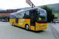 Rechtzeitig auf die Sommersaison beschaffte die Regie Sion auch f�r den Standort St. Martin Irisbusse, allerdings in verk�rzter 10.6-Meter-Ausf�hrung. Das Foto zeigt Wagen 22/VS 365'403 am 24.7.2010 am Bahnhof Sion. 