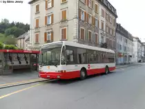 trn Nr. 201 (Volvo/Berkhof B10B) am 27.7.2010 in Le Locle, Jardin Klaus. In Le Locle betriebt die trn ein kleines Ortsbusnetz mit 5 Linien. Dort kommen �berwiegend diese Volvo/Berkhof zum Einsatz.