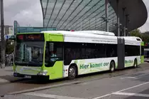 Hochbahn 7051 ein Citaro GDH am 28.Juli 2010 am ZOB 