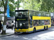 MAN Lion's City DD (Doppelstock) auf der Linie M29 nach U-Bahnhof Hermannplatz am U-Bahnhof Uhlandstra�e.