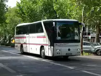Mercedes-Benz O 340, O 350 (Tourismo) am U-Bahnhof Uhlandstra�e.