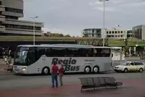 Setra Bus, am ZOB im Hannover am 26.07.2010.